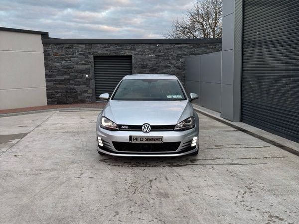 Volkswagen Golf Hatchback, Diesel, 2014, Silver