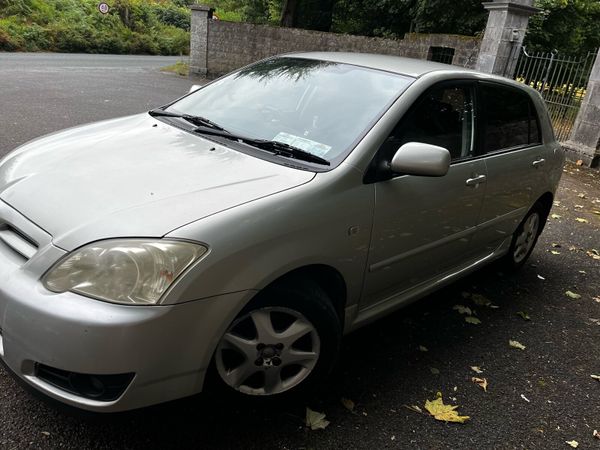 Toyota Corolla Hatchback, Petrol, 2006, Silver