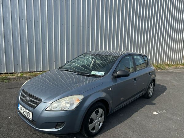 Kia Ceed Hatchback, Petrol, 2008, Blue