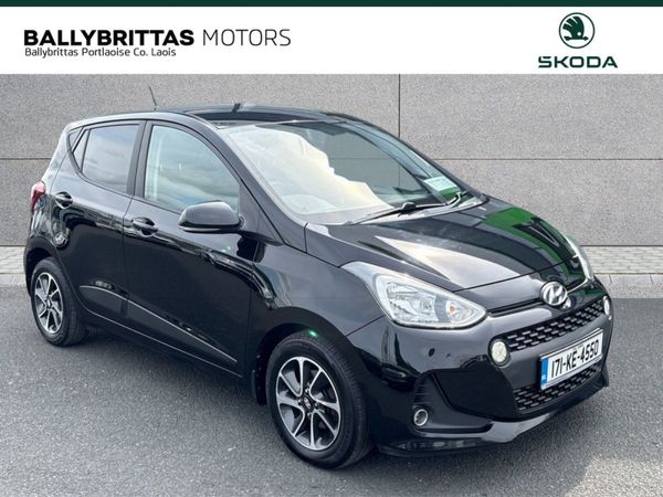 Hyundai i10 Hatchback, Petrol, 2017, Black