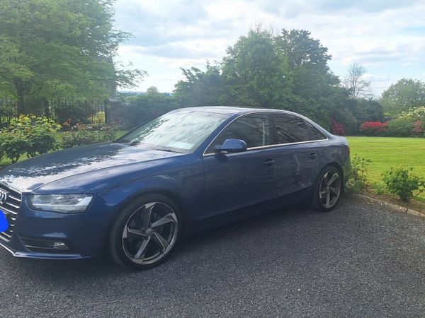 Audi A4 Saloon, Diesel, 2015, Blue