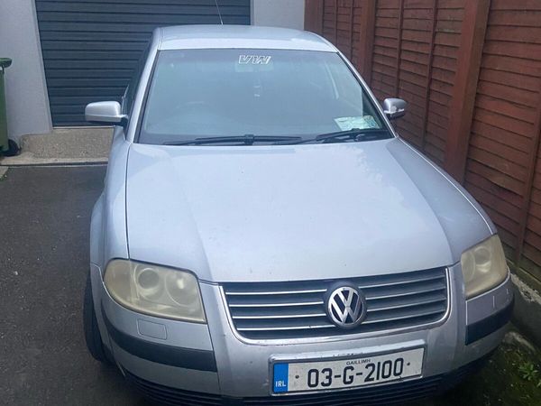 Volkswagen Passat Saloon, Diesel, 2003, Silver