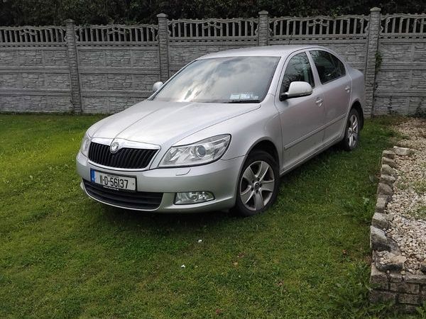 Skoda Octavia Hatchback, Diesel, 2011, Silver