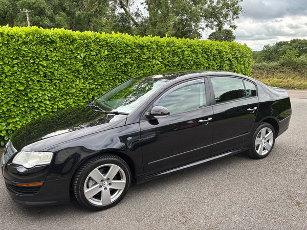 Volkswagen Passat Saloon, Diesel, 2009, Black