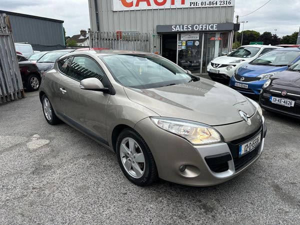 Renault Megane Coupe, Diesel, 2012, Gold