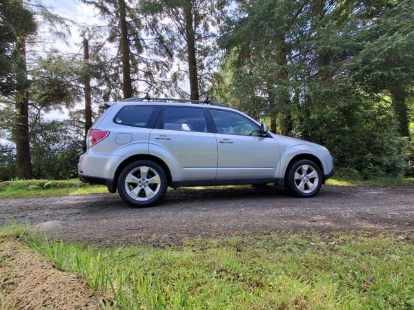 Subaru Forester SUV, Diesel, 2010, Silver