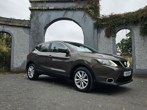 Nissan Qashqai Hatchback, Diesel, 2015, Beige