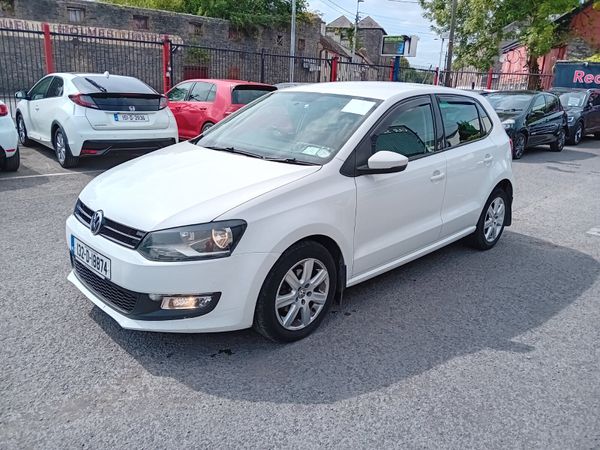 Volkswagen Polo Hatchback, Diesel, 2013, White