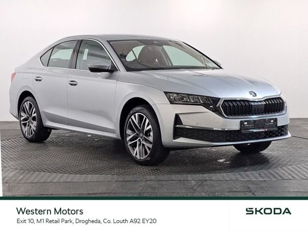 Skoda Octavia Hatchback, Petrol, 2025, Silver