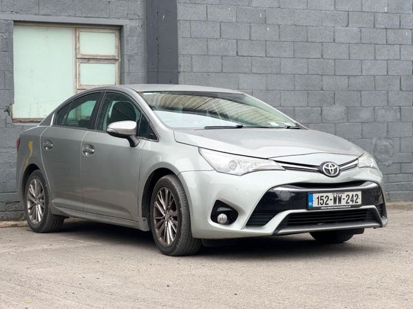 Toyota Avensis Saloon, Diesel, 2015, Grey