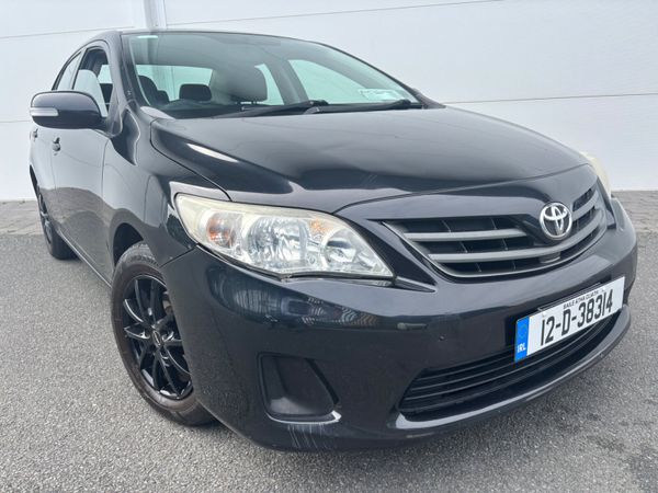 Toyota Corolla Saloon, Diesel, 2012, Black