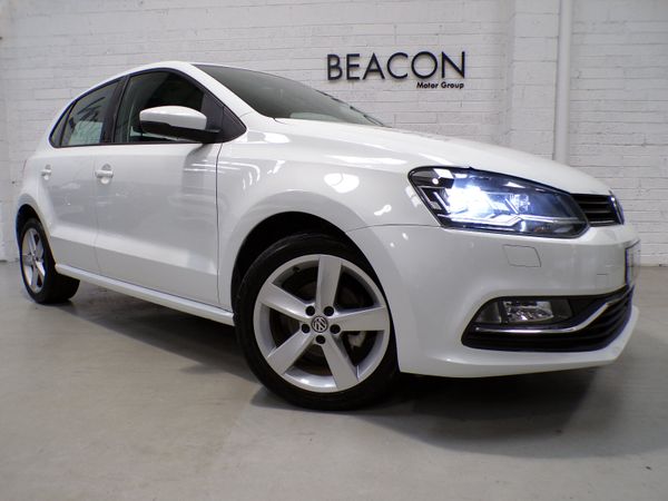 Volkswagen Polo Hatchback, Petrol, 2016, White