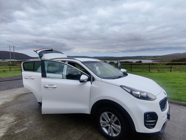 Kia Sportage SUV, Diesel, 2017, White