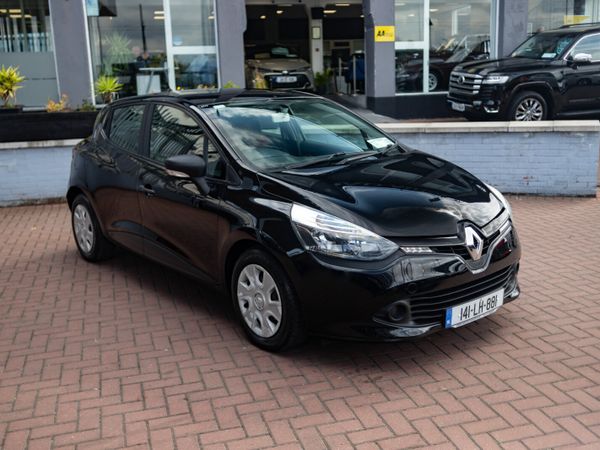 Renault Clio Hatchback, Diesel, 2014, Black