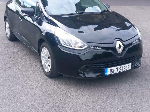 Renault Clio Hatchback, Petrol, 2015, Black