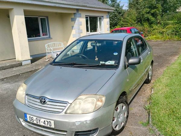 Toyota Corolla Saloon, Petrol, 2006, Silver
