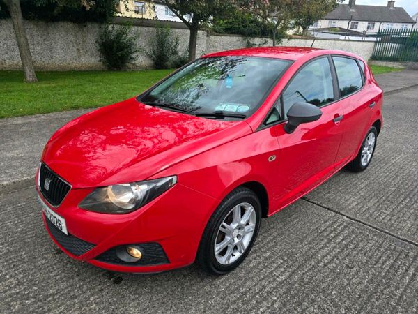 SEAT Ibiza Hatchback, Petrol, 2010, Red