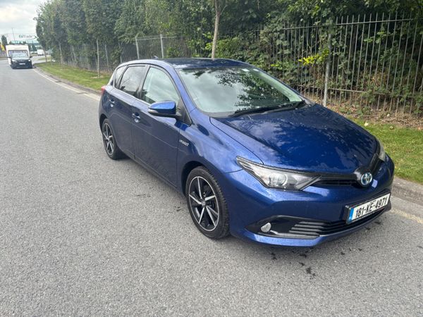 Toyota Auris Hatchback, Petrol Hybrid, 2018, Blue