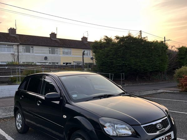 Kia Rio Hatchback, Diesel, 2011, Black