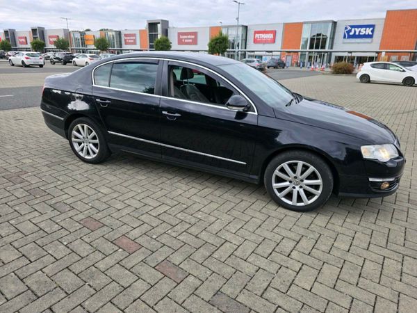 Volkswagen Passat Saloon, Diesel, 2010, Black