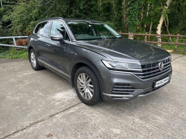 Volkswagen Touareg SUV, Diesel, 2019, Grey