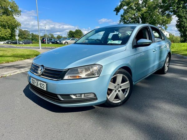 Volkswagen Passat Saloon, Diesel, 2013, Blue
