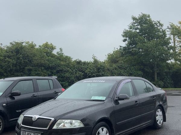 Skoda Octavia Hatchback, Petrol, 2007, Black