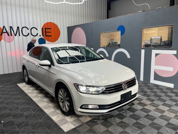 Volkswagen Passat Saloon, Petrol, 2017, Silver