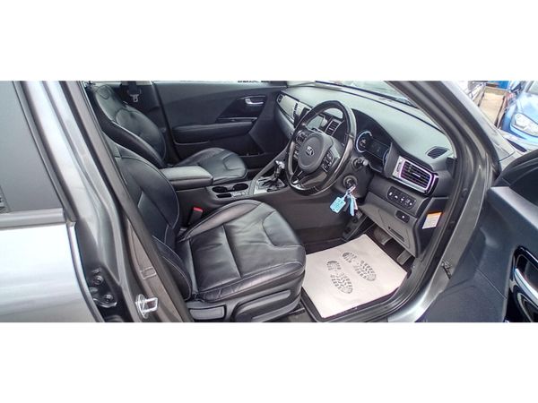 Kia Niro Estate, Petrol Hybrid, 2017, Grey