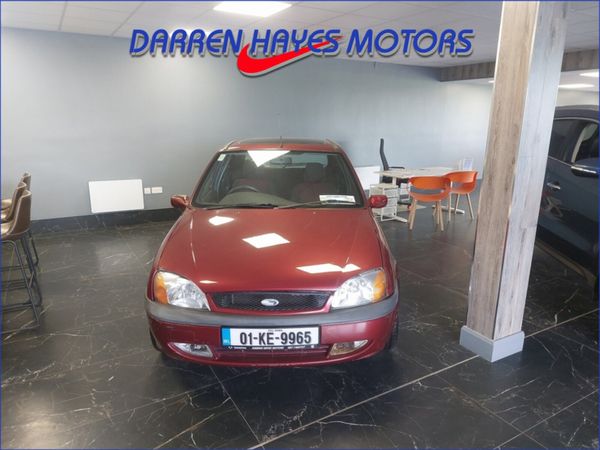 Ford Fiesta Hatchback, Petrol, 2001, Red