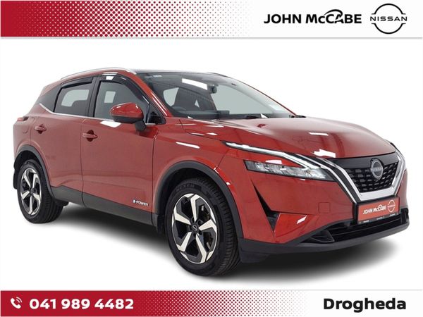 Nissan Qashqai MPV, Petrol, 2023, Red