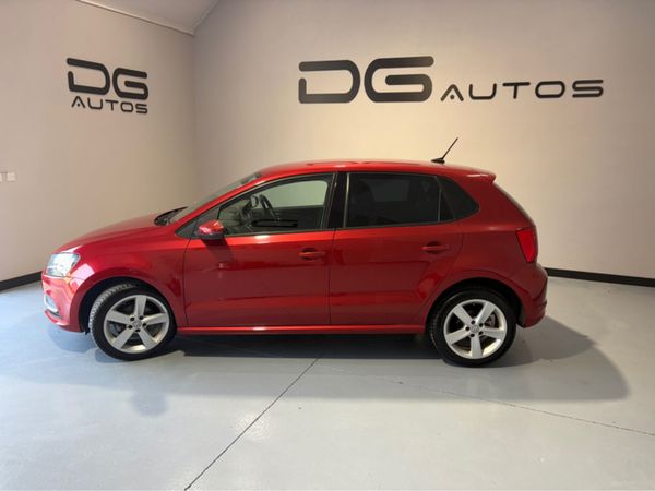 Volkswagen Polo Hatchback, Petrol, 2016, Red