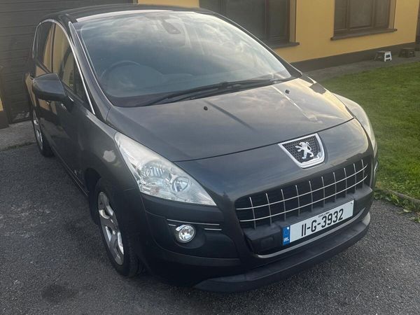 Peugeot 3008 MPV, Diesel, 2011, Grey