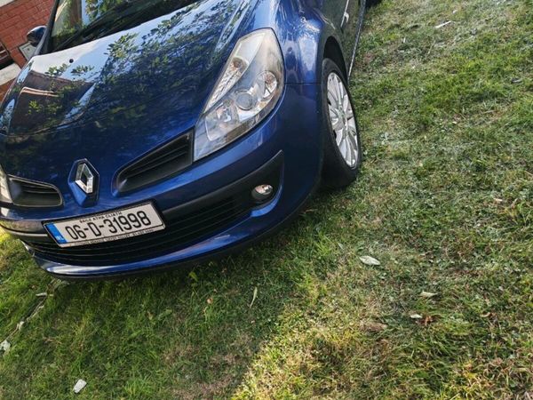 Renault Clio Hatchback, Petrol, 2006, Blue