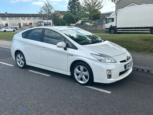 Toyota Prius Hatchback, Petrol Hybrid, 2010, White