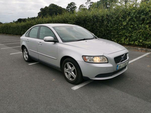 Volvo S40 Saloon, Diesel, 2008, Silver