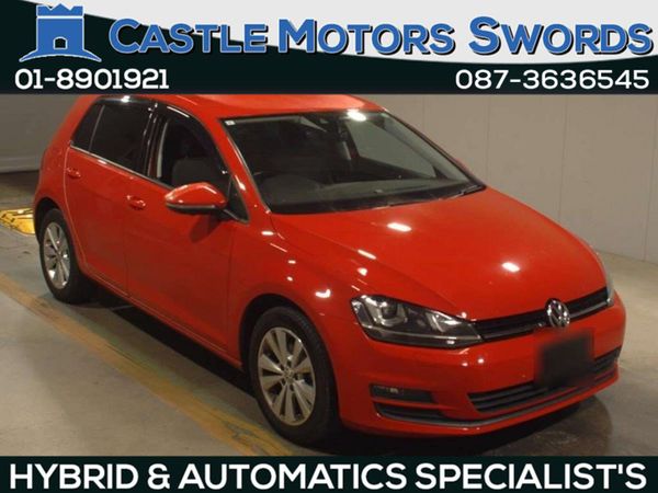 Volkswagen Golf Hatchback, Petrol, 2016, Red