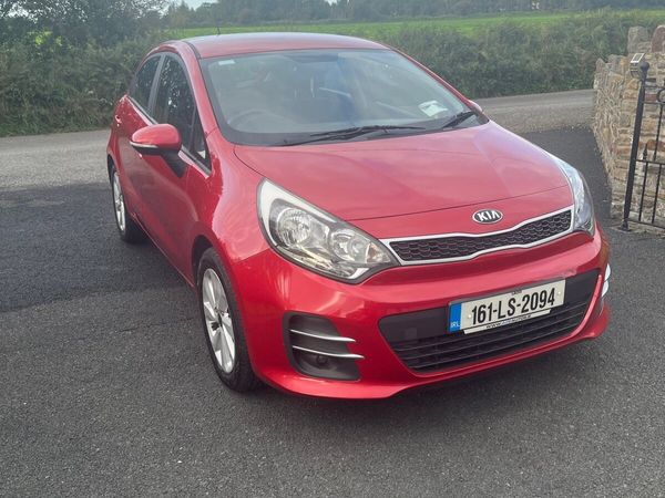 Kia Rio Hatchback, Diesel, 2016, Red