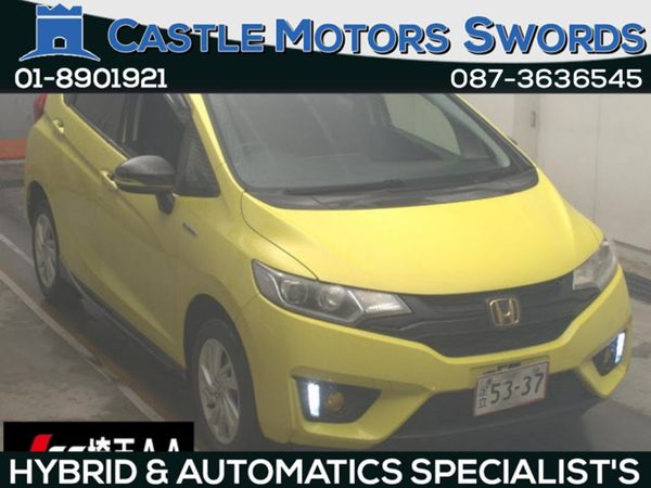 Honda Fit Hatchback, Petrol Hybrid, 2016, Yellow