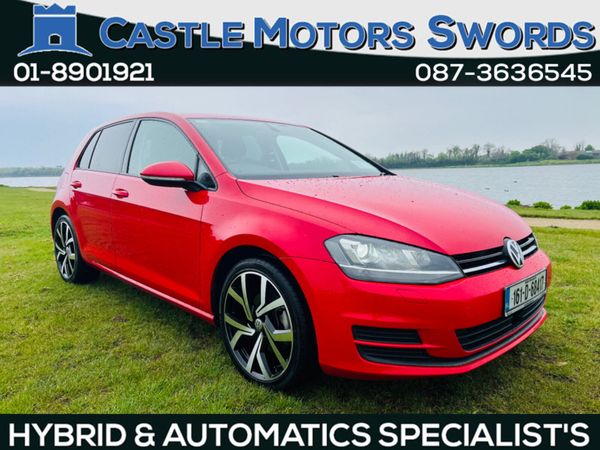 Volkswagen Golf Hatchback, Petrol, 2016, Red