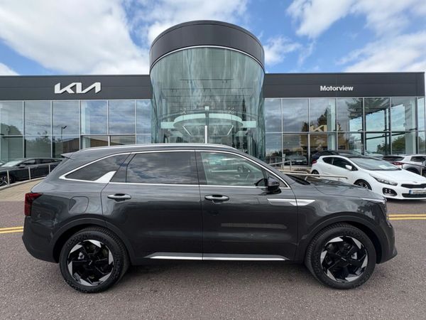 Kia Sorento SUV, Petrol Plug-in Hybrid, 2025, Grey