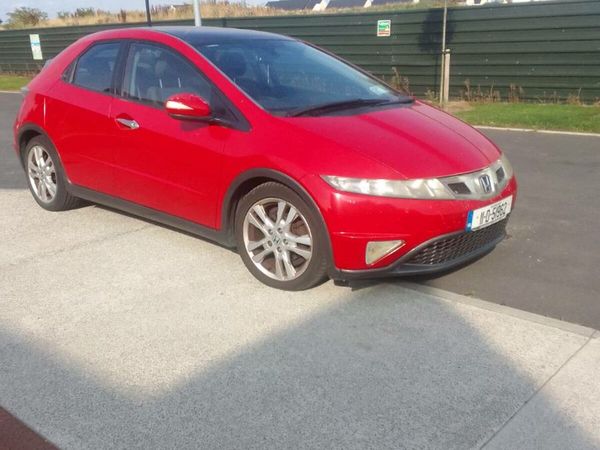 Honda Civic Hatchback, Diesel, 2011, Red