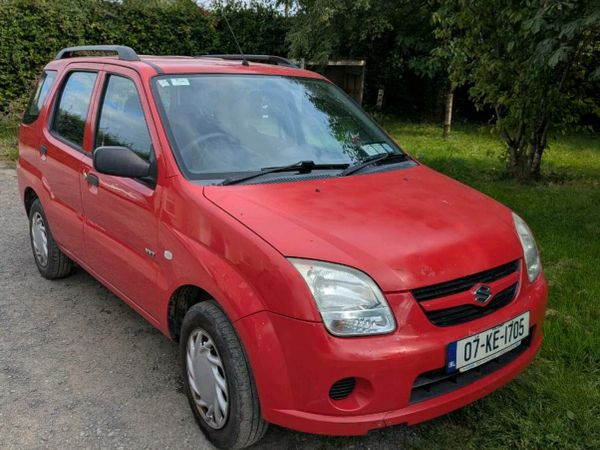 Suzuki Ignis Hatchback, Petrol, 2007, Red