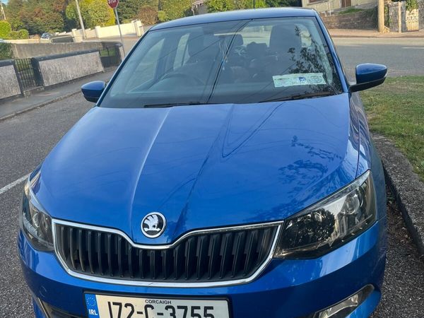 Skoda Fabia Hatchback, Petrol, 2017, Blue