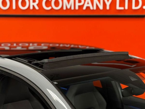 Volkswagen Golf Hatchback, Hybrid, 2022, Grey