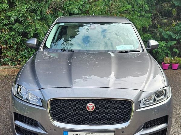 Jaguar F-Pace SUV, Diesel, 2018, Grey