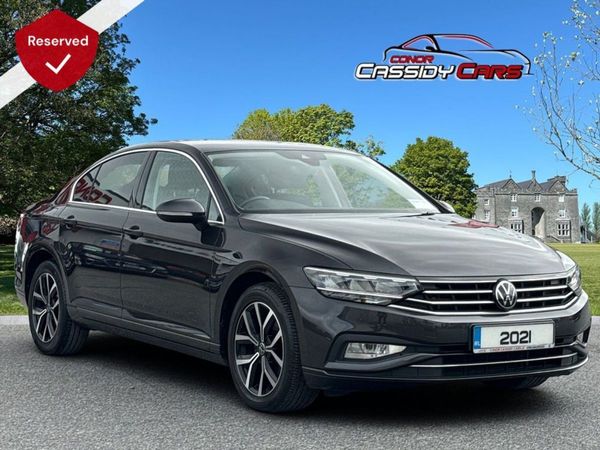 Volkswagen Passat Saloon, Diesel, 2021, Grey