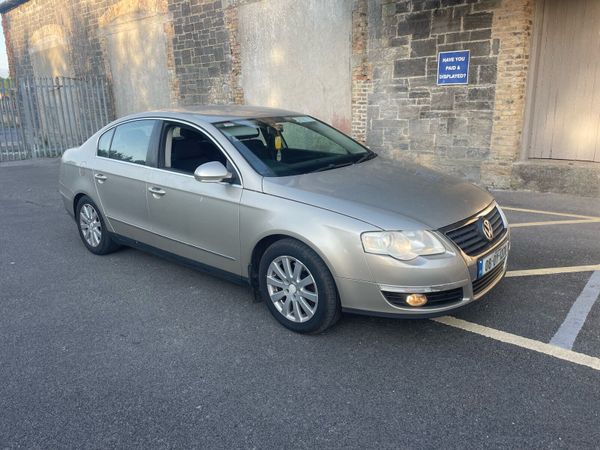 Volkswagen Passat Saloon, Diesel, 2008, Beige