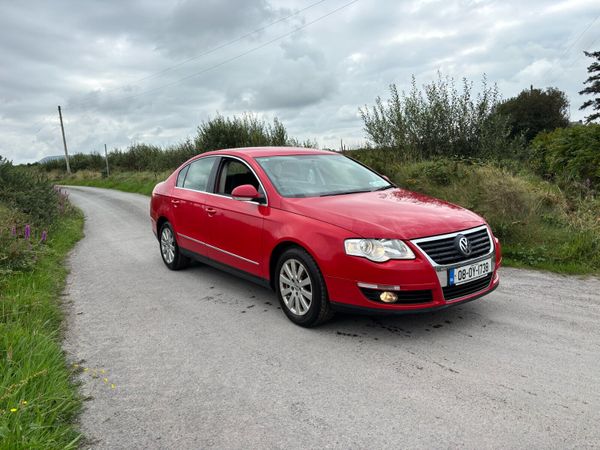 Volkswagen Passat Saloon, Diesel, 2008, Red