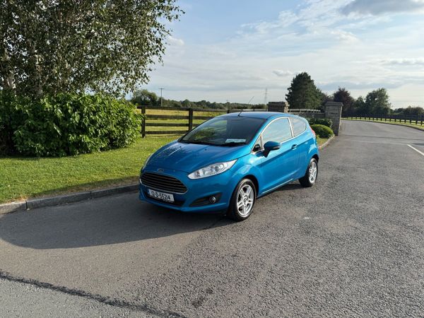 Ford Fiesta Hatchback, Petrol, 2012, Blue